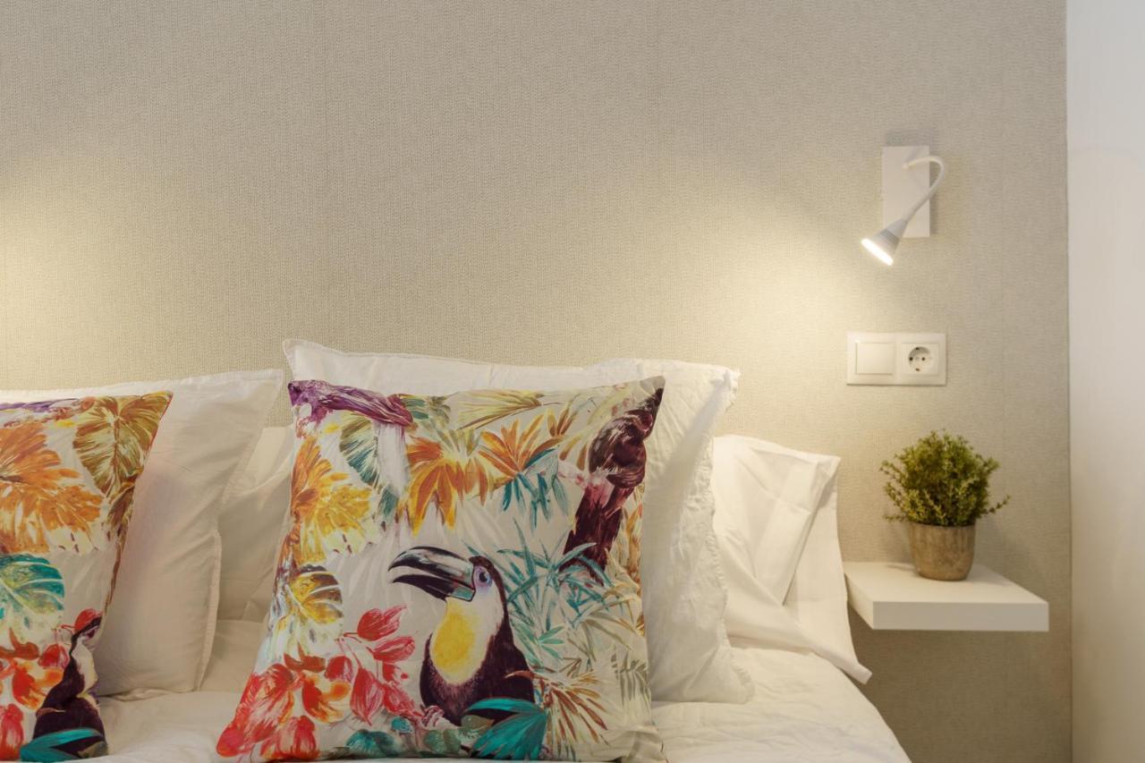 Malagasuite Carihuela Apartments Torremolinos Ngoại thất bức ảnh