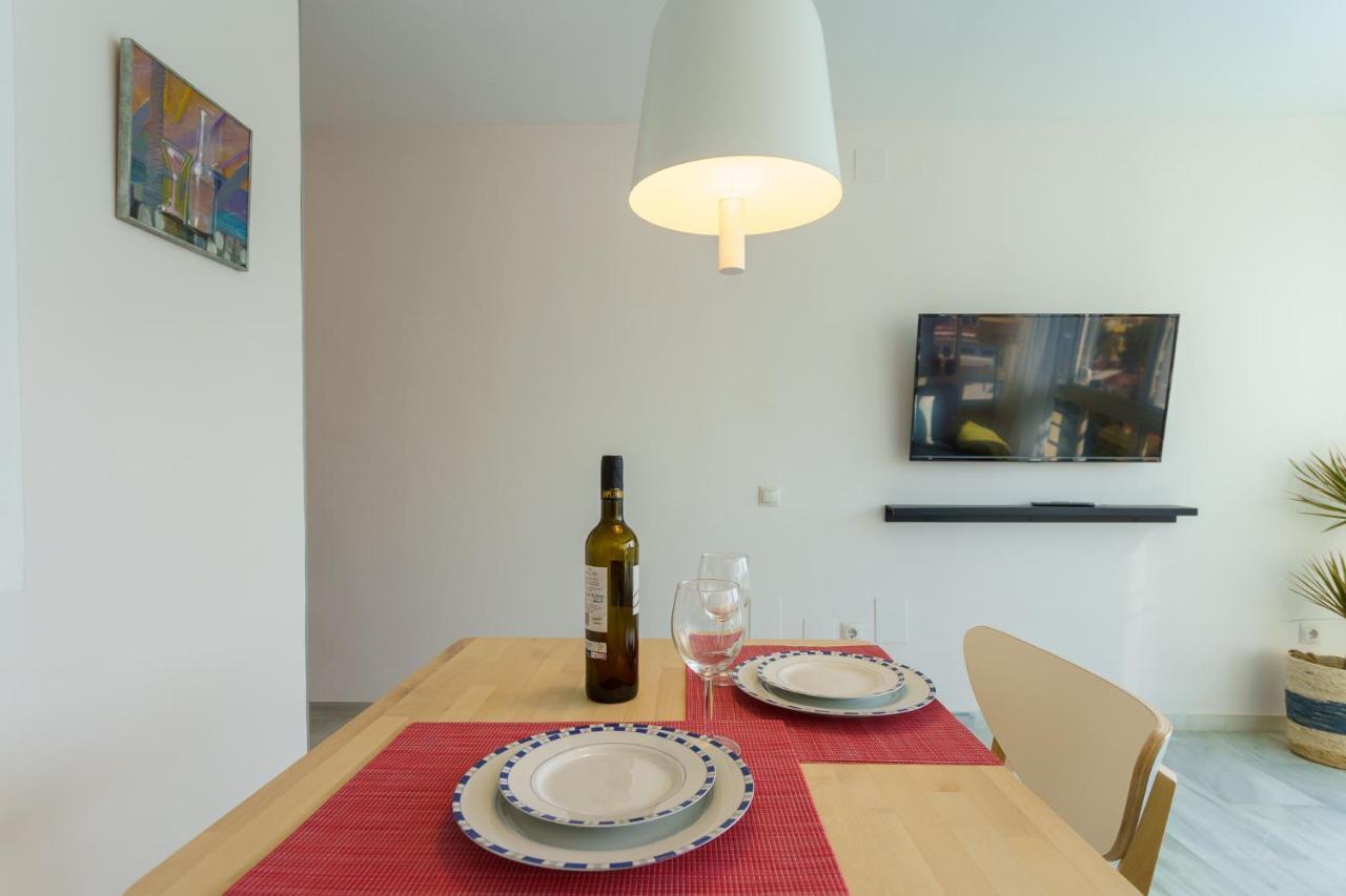 Malagasuite Carihuela Apartments Torremolinos Ngoại thất bức ảnh