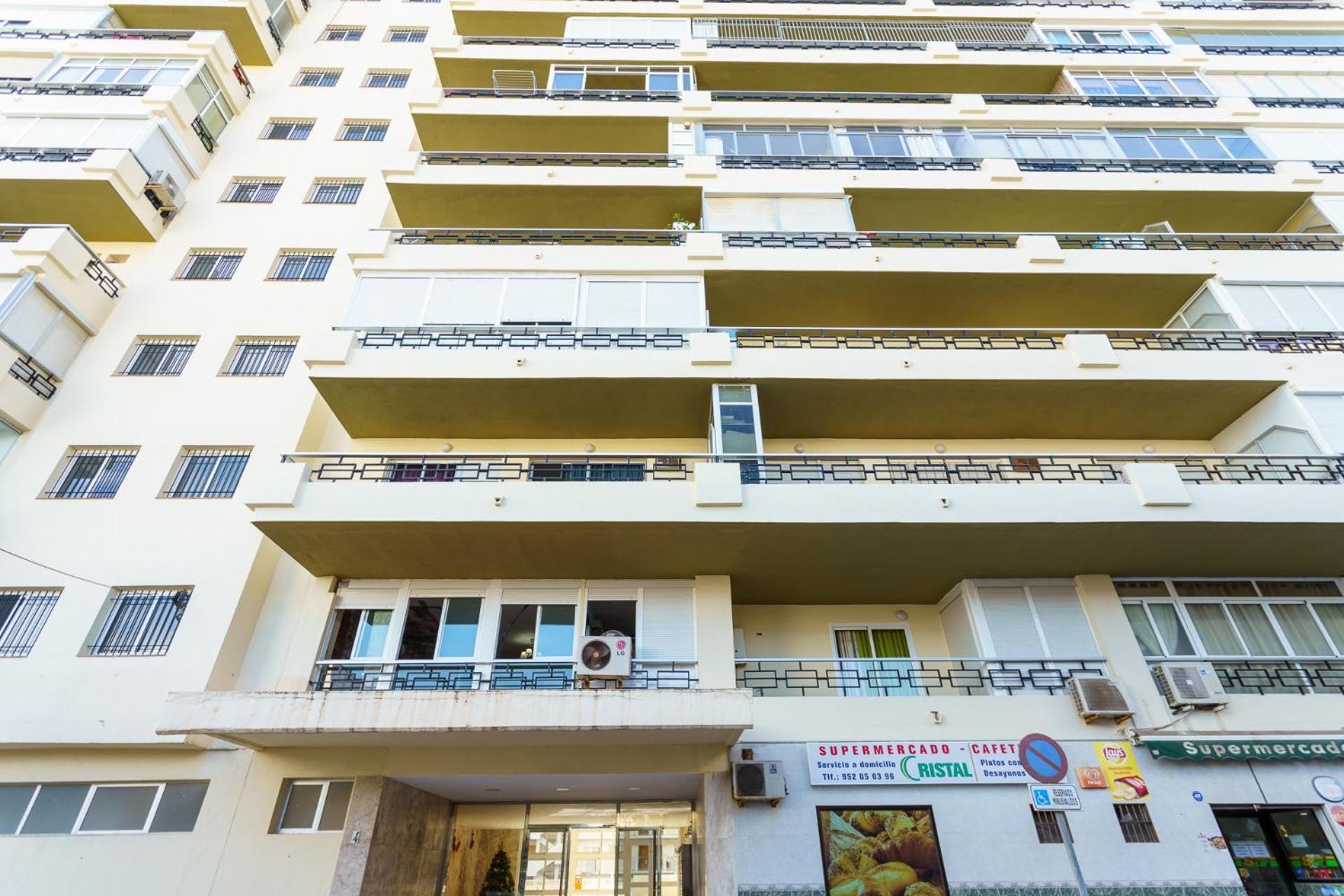 Malagasuite Carihuela Apartments Torremolinos Ngoại thất bức ảnh